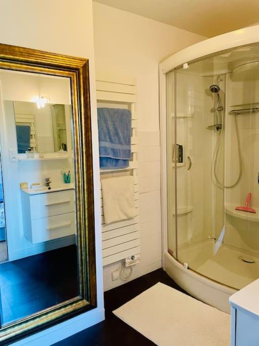 Face A : L'amiraute Appartement *